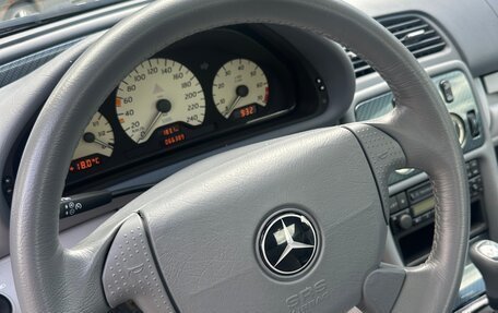 Mercedes-Benz CLK-Класс, 1997 год, 1 700 000 рублей, 31 фотография