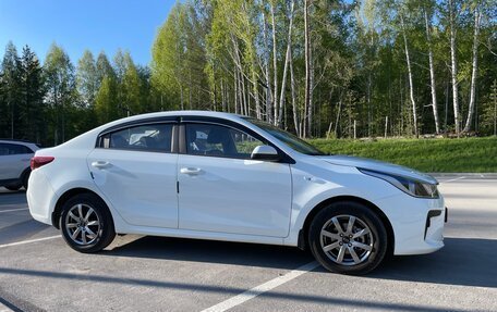 KIA Rio IV, 2020 год, 1 489 000 рублей, 3 фотография