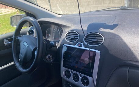 Ford Focus II рестайлинг, 2007 год, 250 000 рублей, 18 фотография