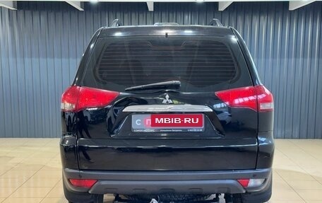 Mitsubishi Pajero Sport II рестайлинг, 2014 год, 1 579 900 рублей, 4 фотография