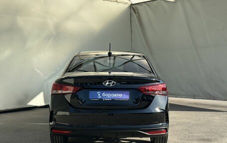 Hyundai Solaris II рестайлинг, 2021 год, 1 650 000 рублей, 6 фотография