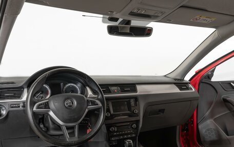Skoda Rapid I, 2017 год, 1 136 000 рублей, 5 фотография