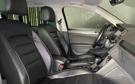 Volkswagen Tiguan II, 2019 год, 3 799 000 рублей, 10 фотография