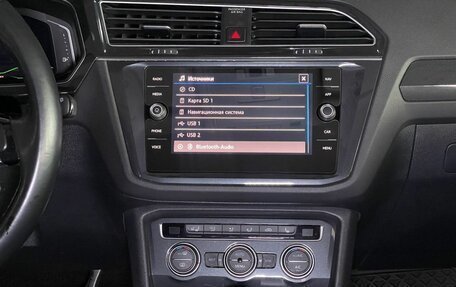 Volkswagen Tiguan II, 2019 год, 3 799 000 рублей, 12 фотография