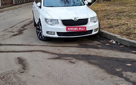Skoda Superb III рестайлинг, 2010 год, 830 000 рублей, 3 фотография