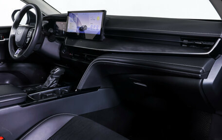Toyota Camry, 2024 год, 3 690 000 рублей, 10 фотография