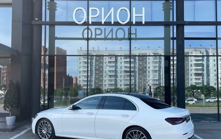 Mercedes-Benz E-Класс, 2022 год, 6 700 000 рублей, 3 фотография