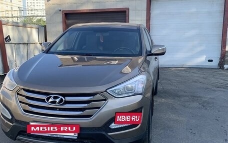 Hyundai Santa Fe III рестайлинг, 2013 год, 1 990 000 рублей, 3 фотография