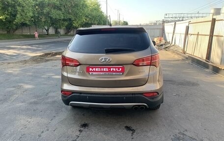 Hyundai Santa Fe III рестайлинг, 2013 год, 1 990 000 рублей, 4 фотография