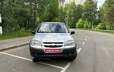 Chevrolet Niva I рестайлинг, 2013 год, 575 000 рублей, 4 фотография