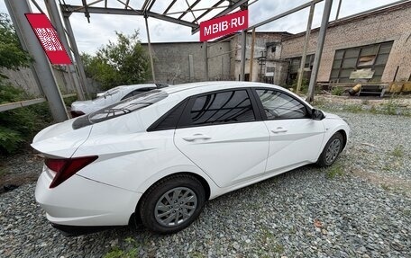 Hyundai Elantra, 2021 год, 1 190 000 рублей, 4 фотография