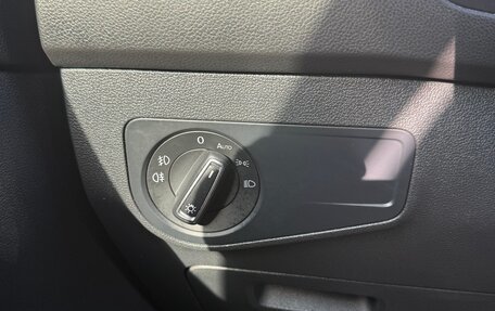 Volkswagen Tiguan II, 2019 год, 2 750 000 рублей, 14 фотография