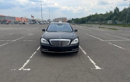 Mercedes-Benz S-Класс, 2009 год, 2 500 000 рублей, 2 фотография