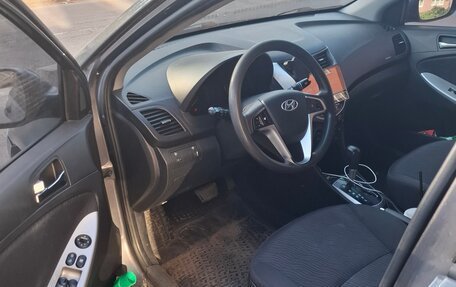 Hyundai Solaris II рестайлинг, 2012 год, 570 000 рублей, 6 фотография