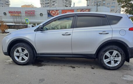 Toyota RAV4, 2013 год, 1 850 000 рублей, 2 фотография