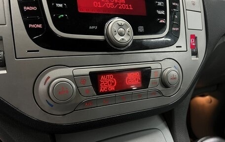 Ford Kuga III, 2011 год, 895 000 рублей, 17 фотография