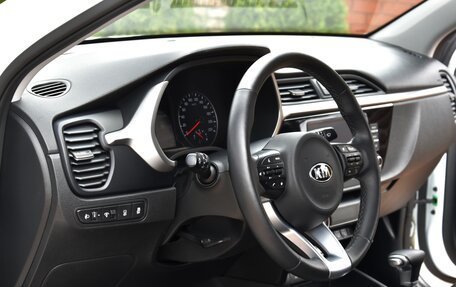 KIA Rio IV, 2021 год, 2 095 000 рублей, 17 фотография