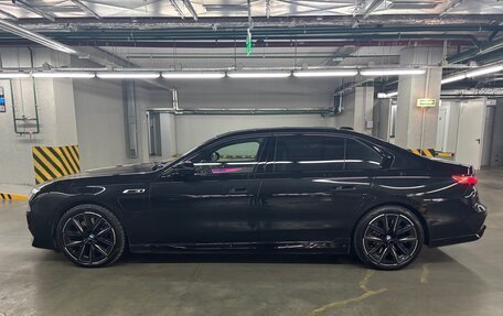 BMW 7 серия, 2023 год, 12 999 999 рублей, 2 фотография