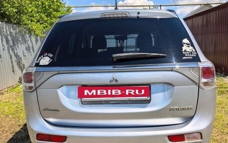 Mitsubishi Outlander III рестайлинг 3, 2012 год, 1 180 000 рублей, 2 фотография