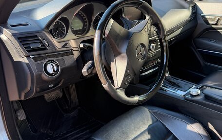 Mercedes-Benz E-Класс, 2010 год, 1 300 000 рублей, 9 фотография