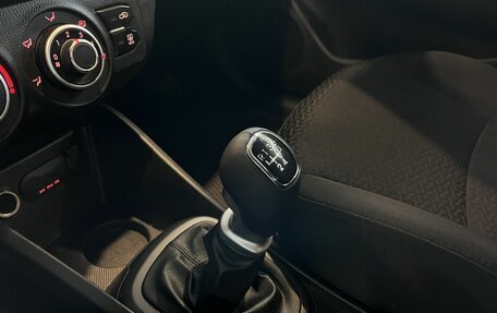 KIA Rio III рестайлинг, 2014 год, 833 000 рублей, 30 фотография