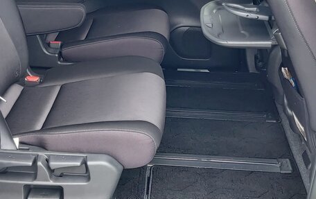 Nissan Serena IV, 2019 год, 2 280 000 рублей, 4 фотография