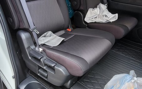 Nissan Serena IV, 2019 год, 2 280 000 рублей, 23 фотография