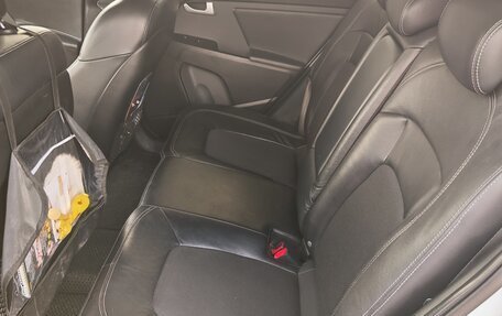 KIA Sportage III, 2011 год, 1 490 000 рублей, 16 фотография