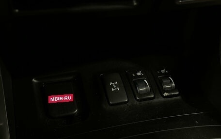 Toyota Land Cruiser Prado 120 рестайлинг, 2008 год, 1 990 000 рублей, 13 фотография