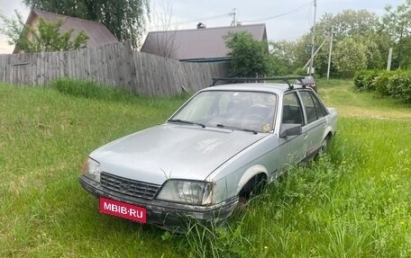 Opel Rekord E, 1984 год, 30 000 рублей, 1 фотография