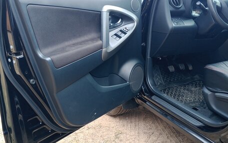 Toyota RAV4, 2011 год, 1 890 000 рублей, 1 фотография