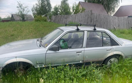 Opel Rekord E, 1984 год, 30 000 рублей, 2 фотография