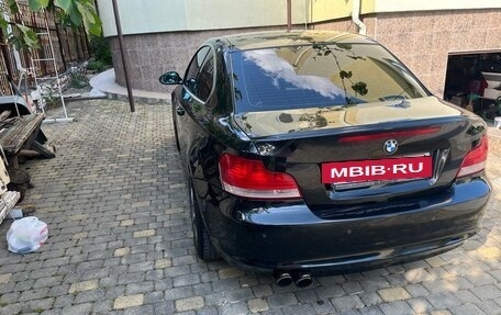 BMW 1 серия, 2008 год, 1 650 000 рублей, 10 фотография