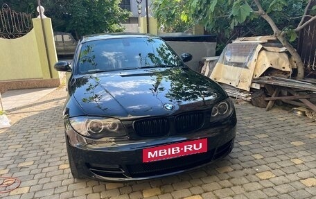 BMW 1 серия, 2008 год, 1 650 000 рублей, 12 фотография