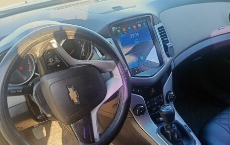 Chevrolet Cruze II, 2012 год, 580 000 рублей, 3 фотография