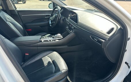 Hyundai Sonata VIII, 2021 год, 2 200 000 рублей, 10 фотография