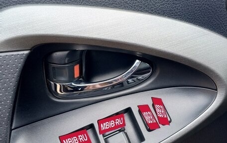 Toyota RAV4, 2011 год, 1 890 000 рублей, 33 фотография