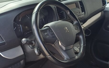 Peugeot Traveller I, 2022 год, 3 500 000 рублей, 14 фотография