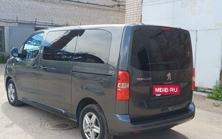 Peugeot Traveller I, 2022 год, 3 500 000 рублей, 4 фотография