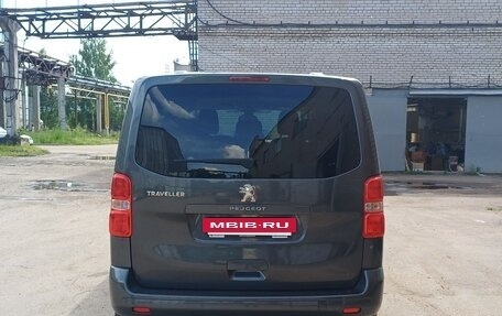 Peugeot Traveller I, 2022 год, 3 500 000 рублей, 5 фотография