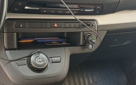 Peugeot Traveller I, 2022 год, 3 500 000 рублей, 16 фотография