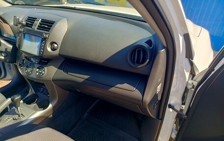 Toyota RAV4, 2011 год, 1 320 000 рублей, 10 фотография