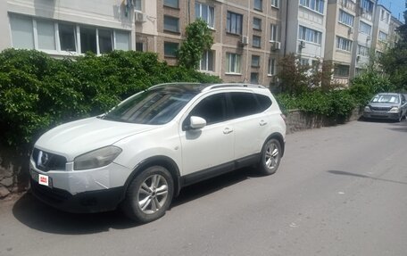 Nissan Qashqai, 2010 год, 600 000 рублей, 2 фотография