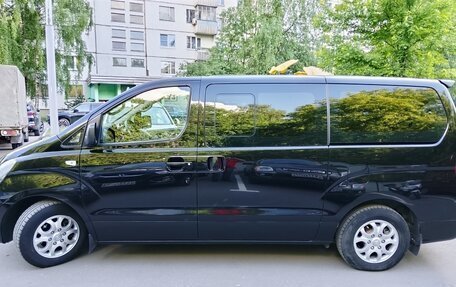 Hyundai Grand Starex Grand Starex I рестайлинг 2, 2011 год, 1 700 000 рублей, 4 фотография