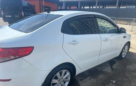 KIA Rio III рестайлинг, 2015 год, 1 100 000 рублей, 3 фотография