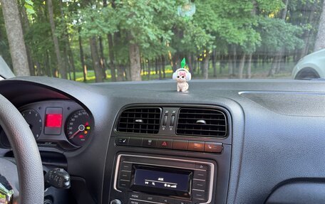 Volkswagen Polo VI (EU Market), 2012 год, 800 000 рублей, 7 фотография