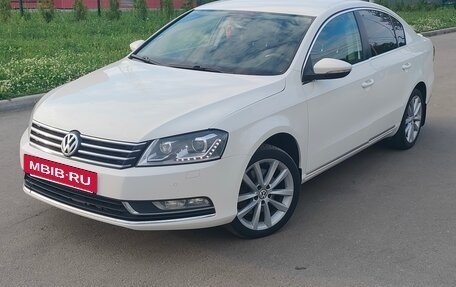 Volkswagen Passat B7, 2012 год, 1 180 000 рублей, 2 фотография
