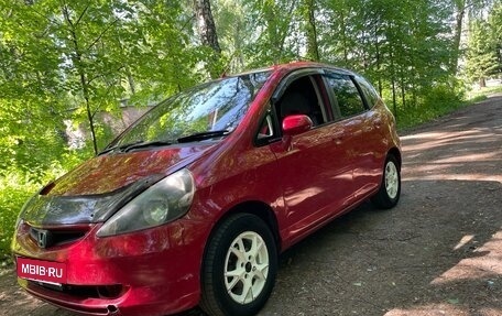 Honda Fit III, 2001 год, 380 000 рублей, 2 фотография