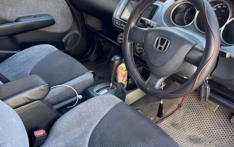 Honda Fit III, 2001 год, 380 000 рублей, 18 фотография