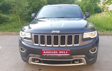 Jeep Grand Cherokee, 2015 год, 2 500 000 рублей, 2 фотография